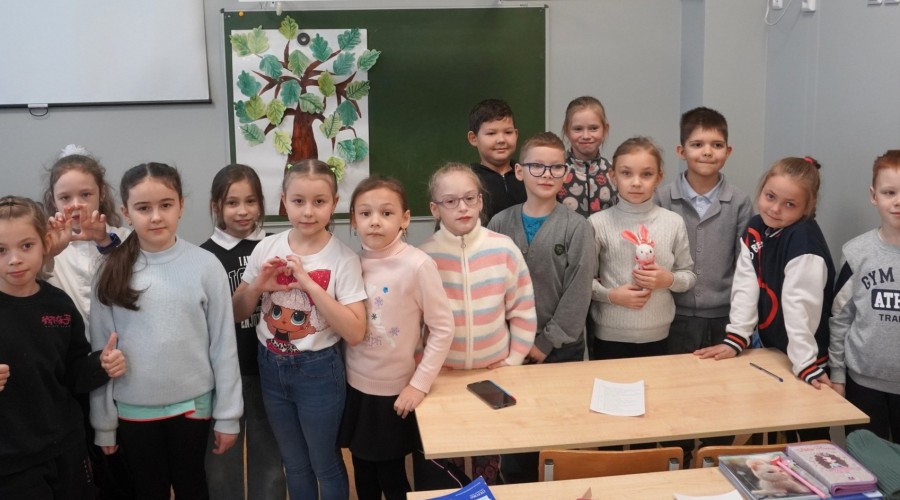 «Вырастили» дерево добра
